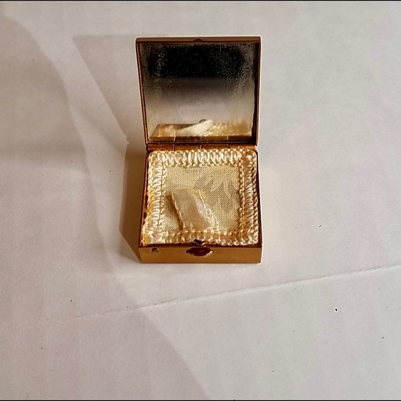 Vintage Rouge/ powder box circa 1930’s - Picture 2 of 7